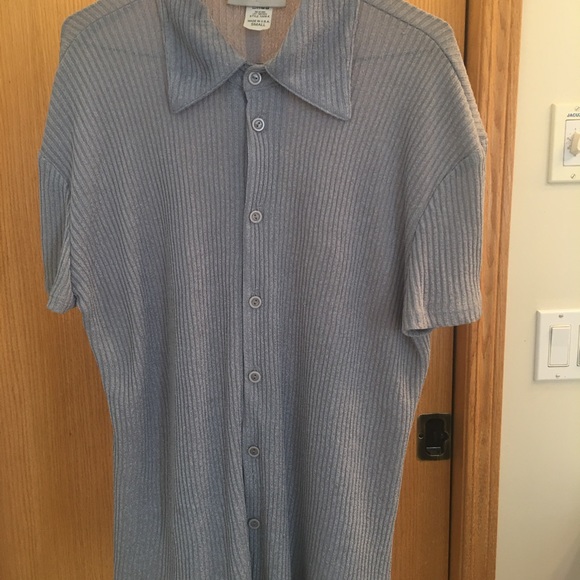 LE CHATEAU Short Sleeve Summer Shirt. Small - Picture 2 of 10